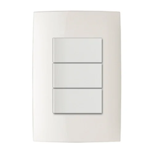 Interruptor Triple 10A 250V con Placa Cien Blanca Leviton