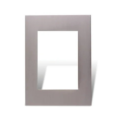 Placa y Distanciador Serie Bauhaus Color Aluminio SISSA